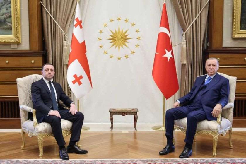 ირაკლი ღარიბაშვილი
რეჯეფ თაიფ ერდოღანი