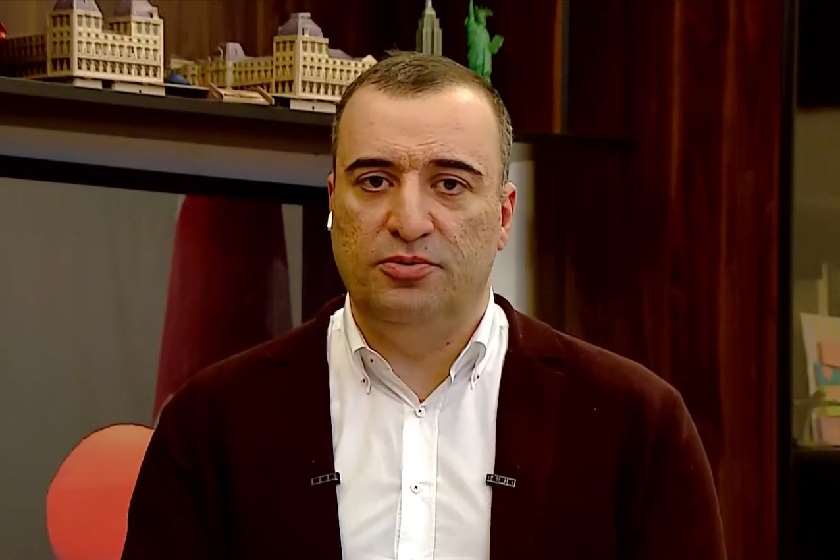 რატი იონათამიშვილი