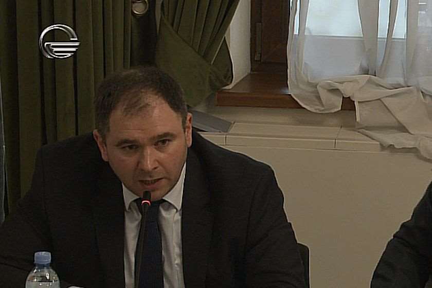 ნიკოლოზ სამხარაძე