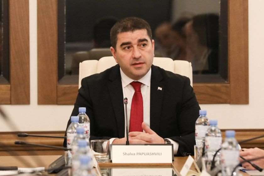 შალვა პაპუაშვილი
