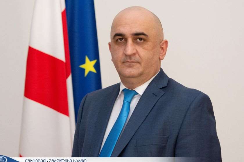 თემურ გოგოხია
