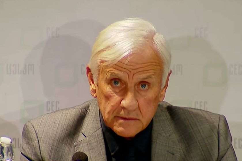 დამკვირვებელი ჯონ ჰოლინსი