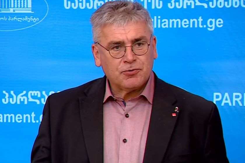 კრისტიან პეტრი