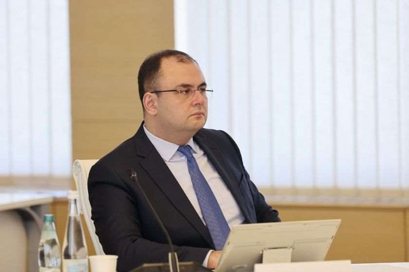 რატი ბრეგაძე