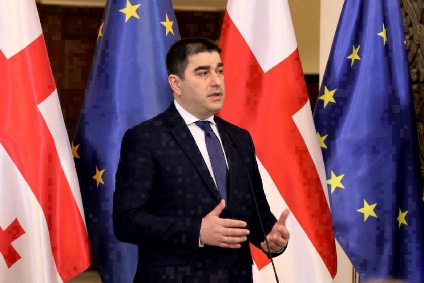 შალვა პაპუაშვილი