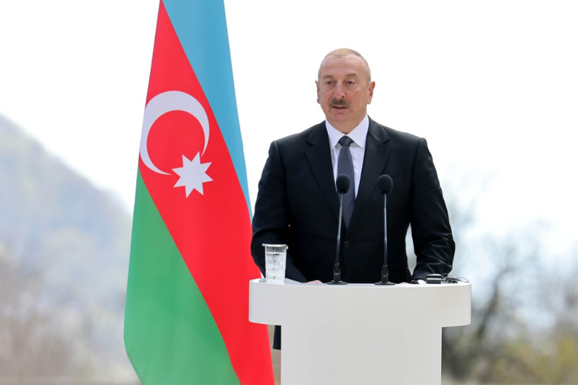 ილჰამ ალიევი

