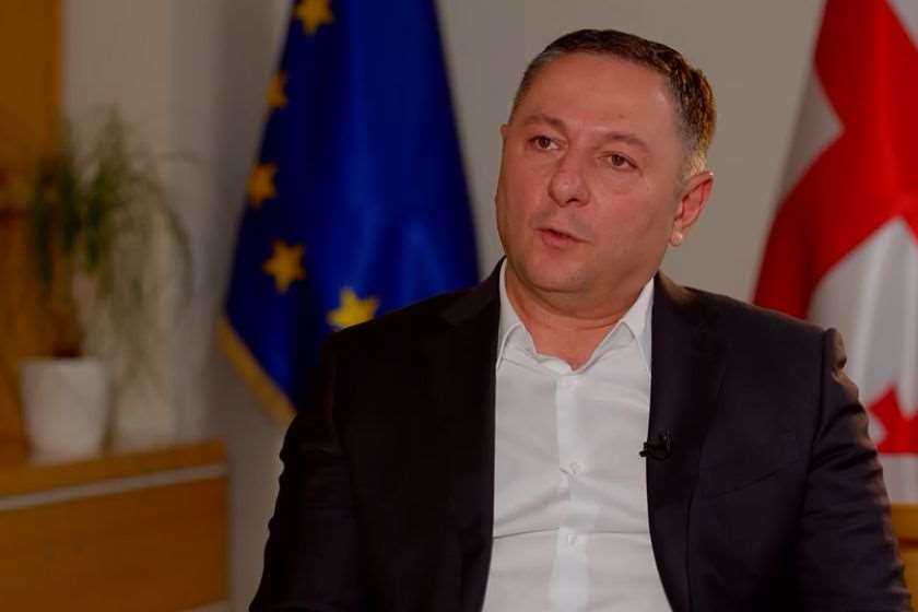 ვახტანგ გომელაური