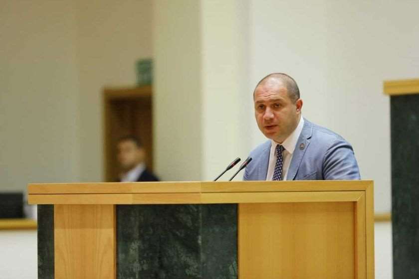 გივი მიქანაძე