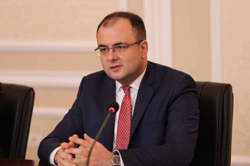 რატი ბრეგაძე