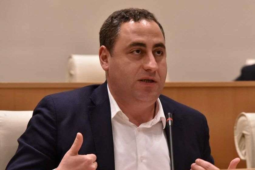 გიორგი ვაშაძე
ლევან ხაბეიშვილი