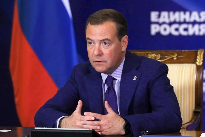 დიმიტრი მედვედევი