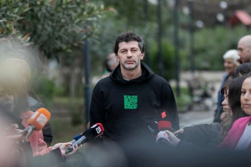 კახა კალაძე

