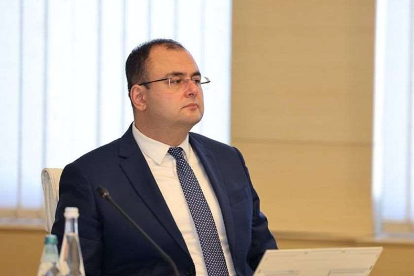 რატი ბრეგაძე 