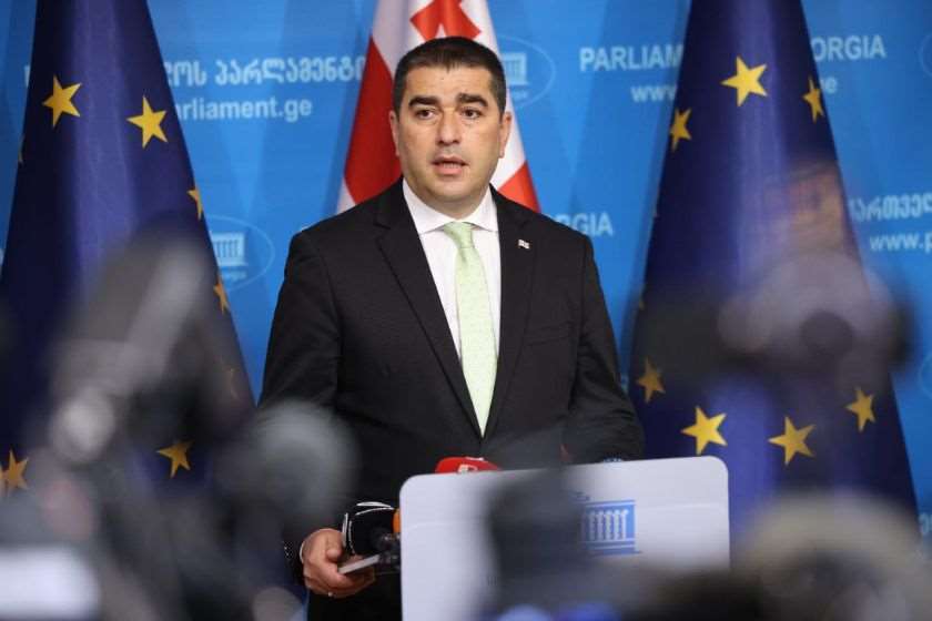 შალვა პაპუაშვილი

