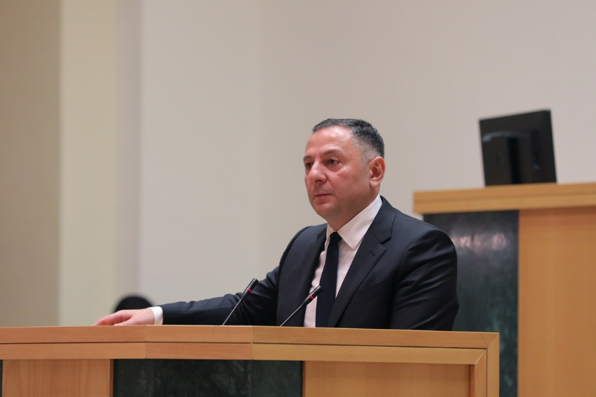 ვახტანგ გომელაური