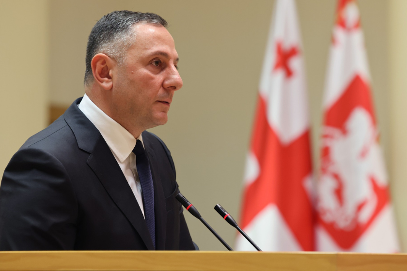 ვახტანგ გომელაური

