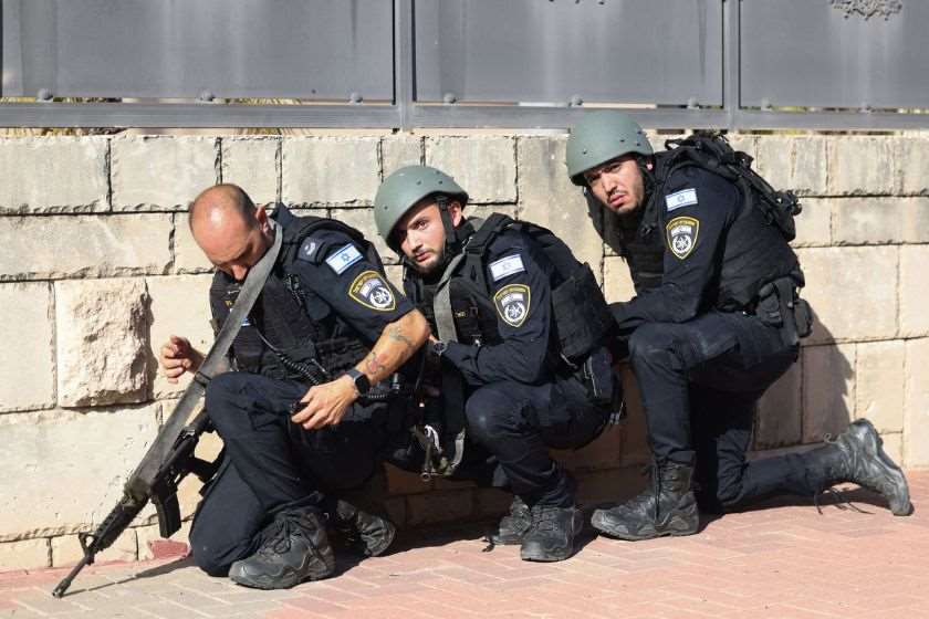 ისრაელის ჯარისკაცები აშკელონში