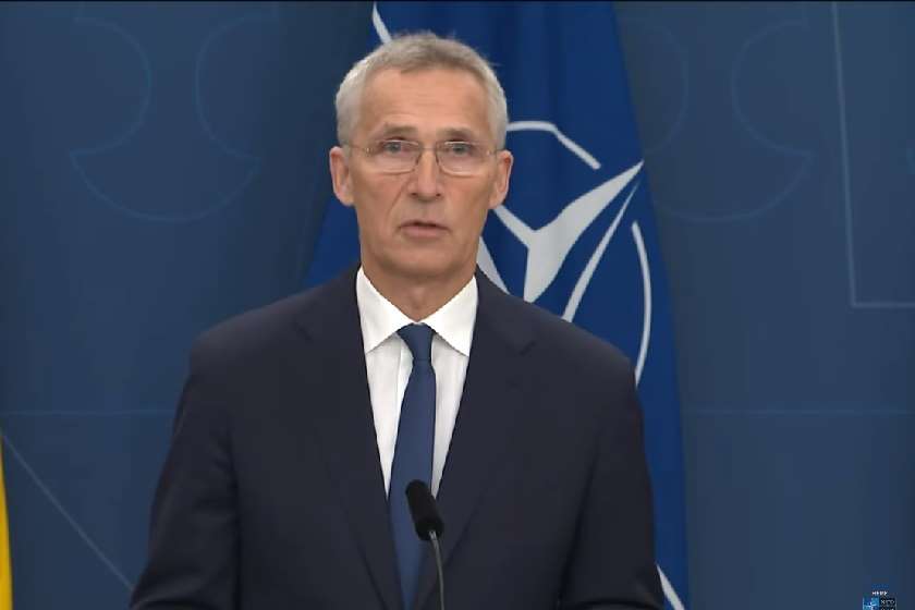 იენს სტოლტენბერგი