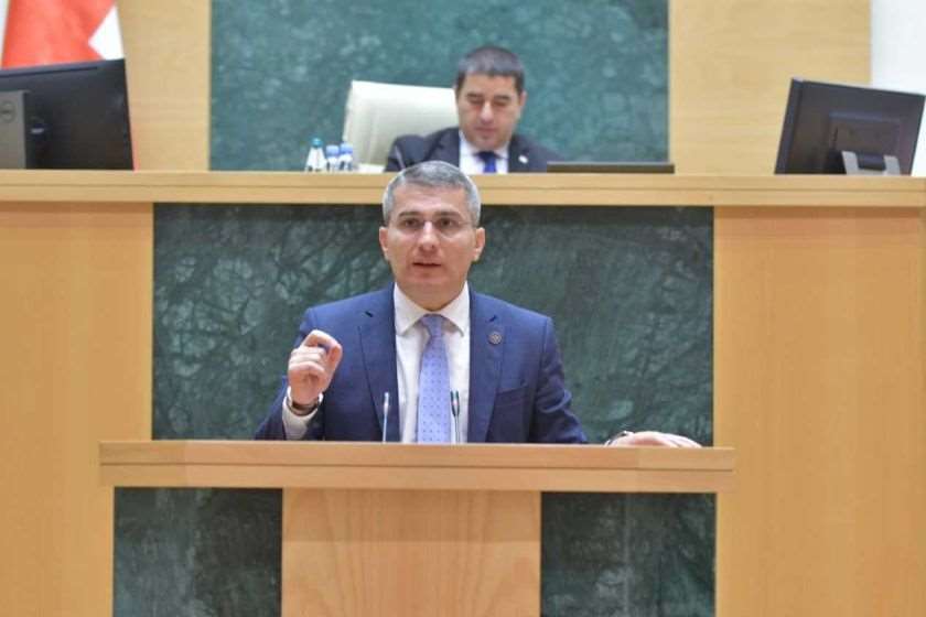 მამუკა მდინარაძე