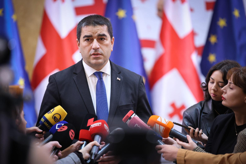 შალვა პაპუაშვილი