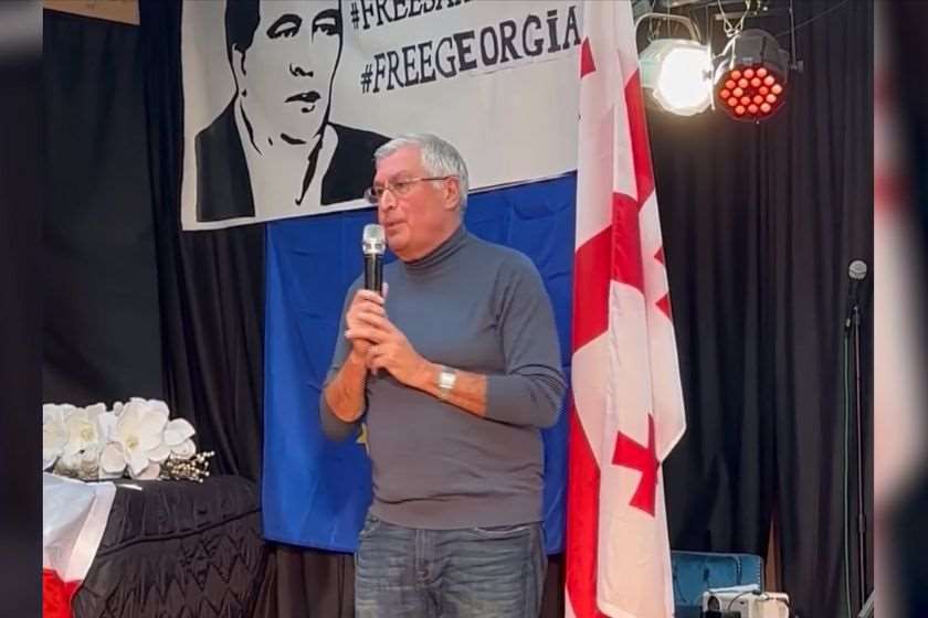 თემურ ალასანია