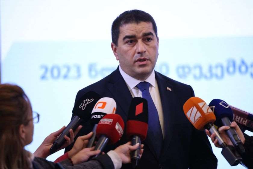 შალვა პაპუაშვილი

