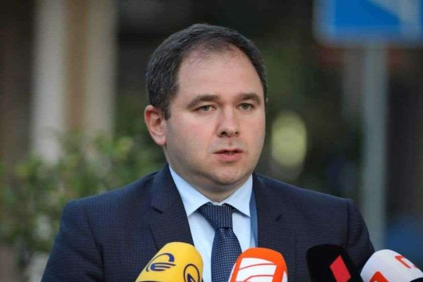 ნიკოლოზ სამხარაძე