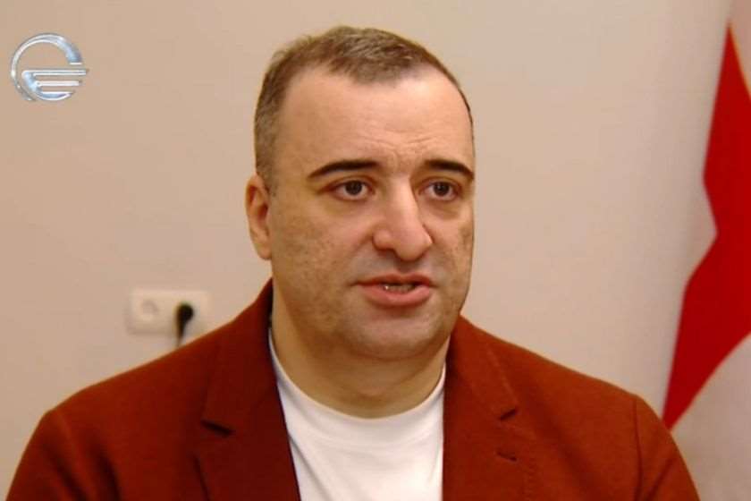 რატი იონათამიშვილი