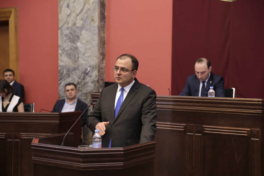 რატი ბრეგაძე