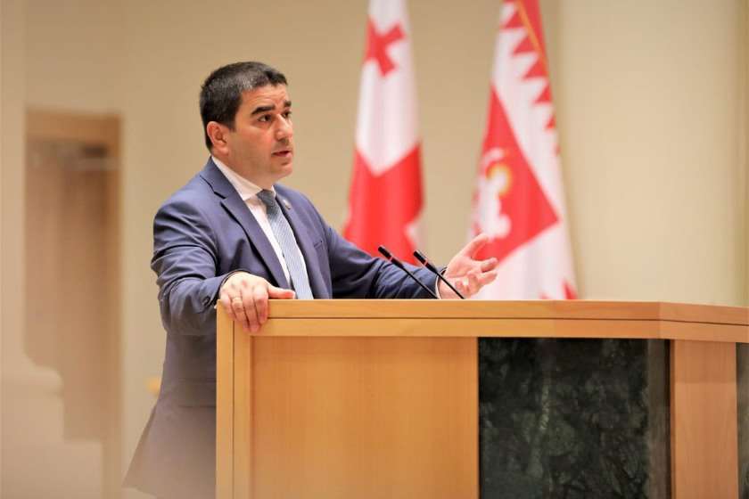 შალვა პაპუაშვილი