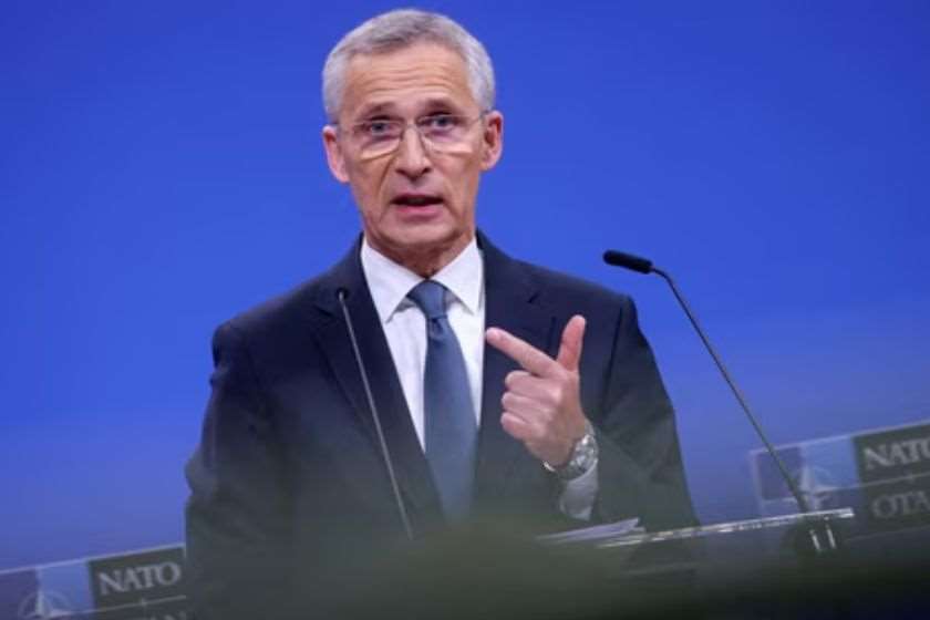 იენს სტოლტენბერგი 