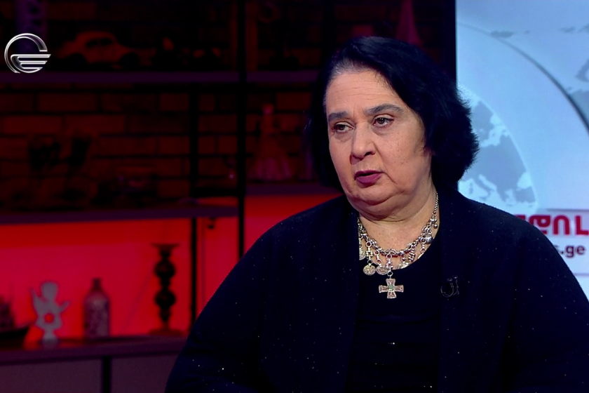 ნანა კაკაბაძე