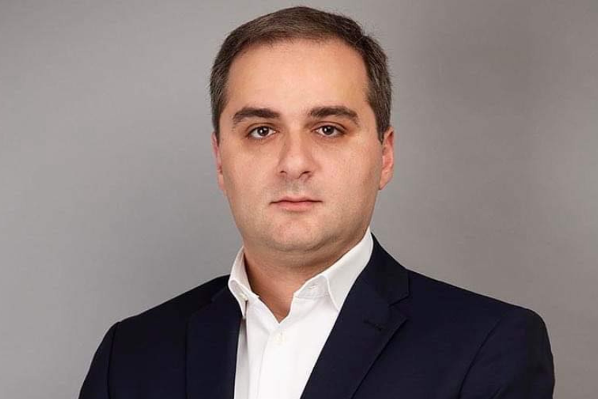 ბიძინა ივანიშვილის ადვიკატი თემო წიქვაძე