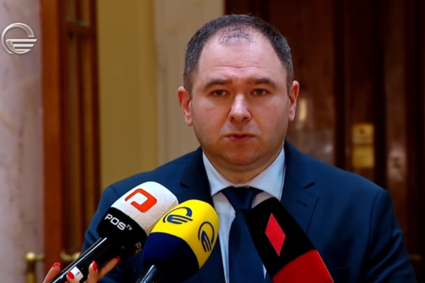 ნიკოლოზ სამხარაძე