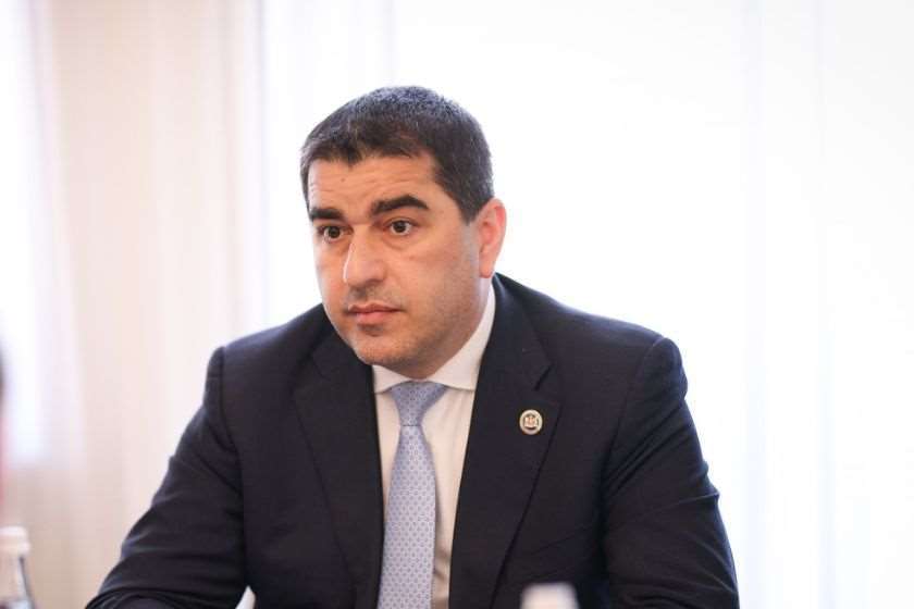 შალვა პაპუაშვილი