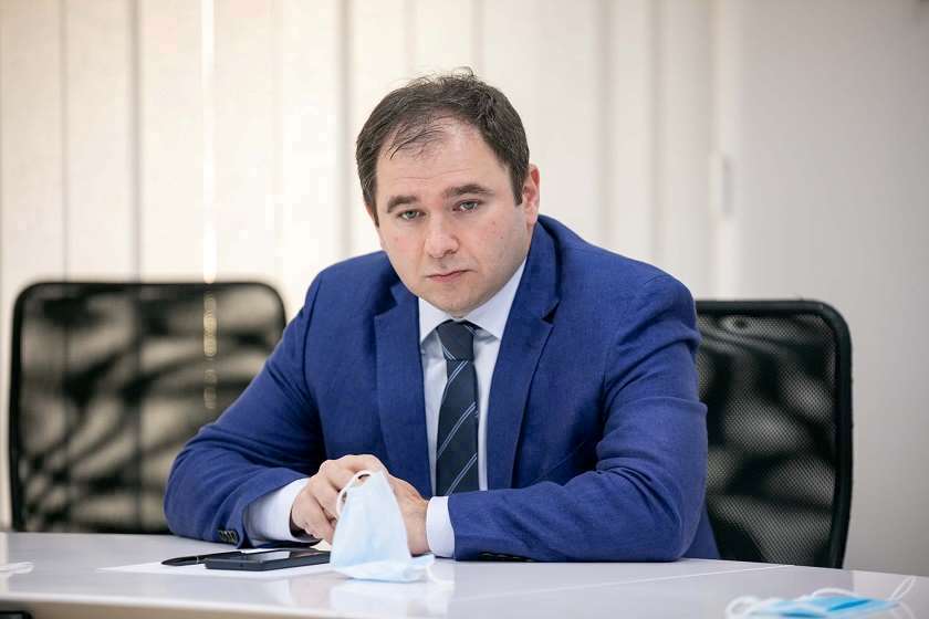 ნიკოლოზ სამხარაძე