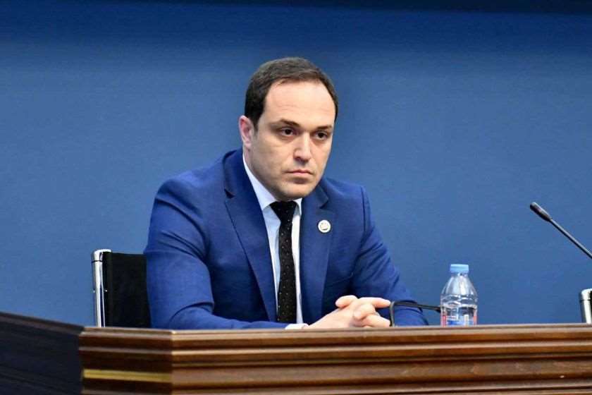 გიორგი გაბუნია


