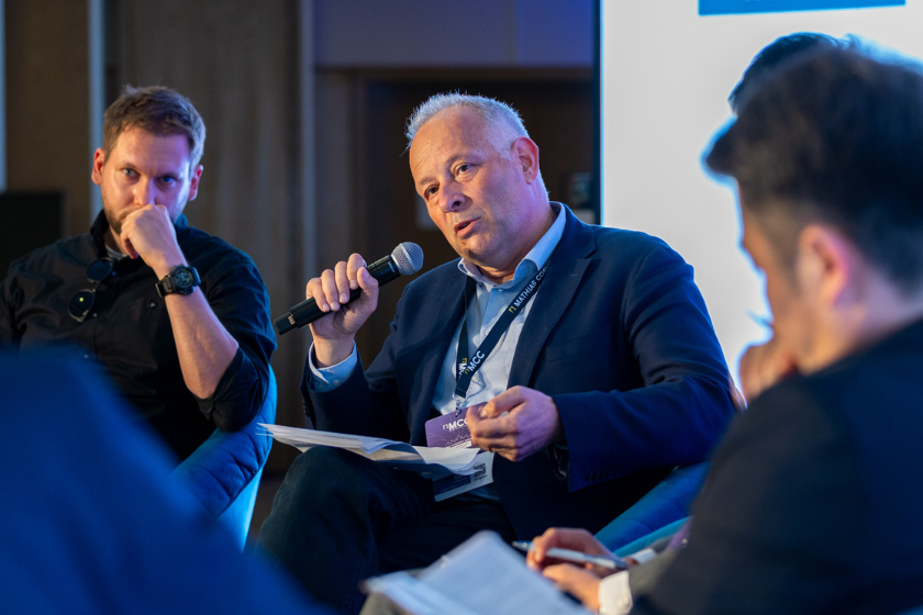 Ogil jinsiy aloqa Panties va taytlarda yalangoch ayollar fotosuratlari