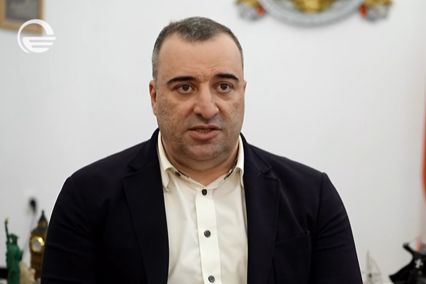 რატი იონათამიშვილი