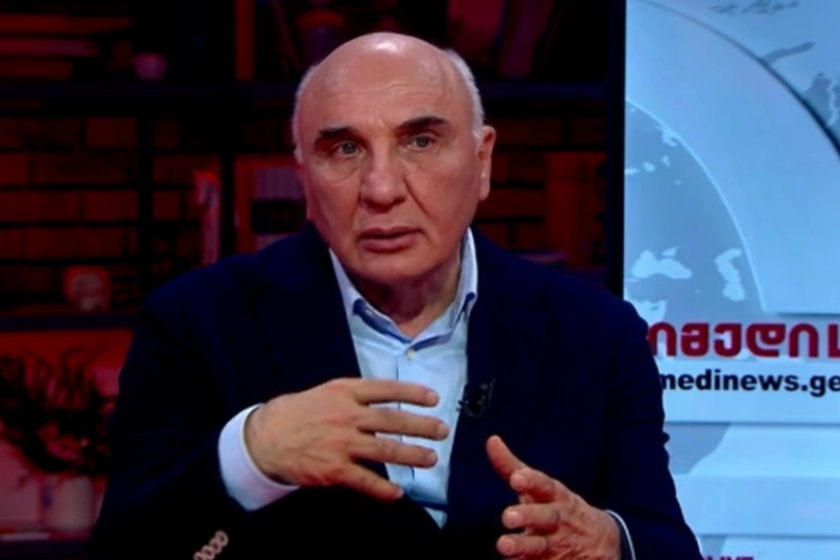 ზაალ იაკობიძე