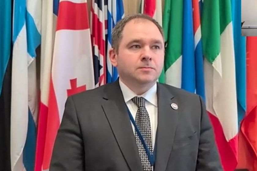 ნიკოლოზ სამხარაძე