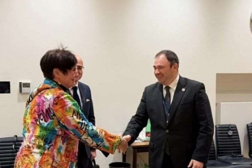 ნიკოლოზ სამხარაძე