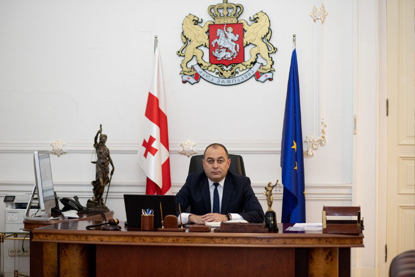 რევაზ ნადარაია