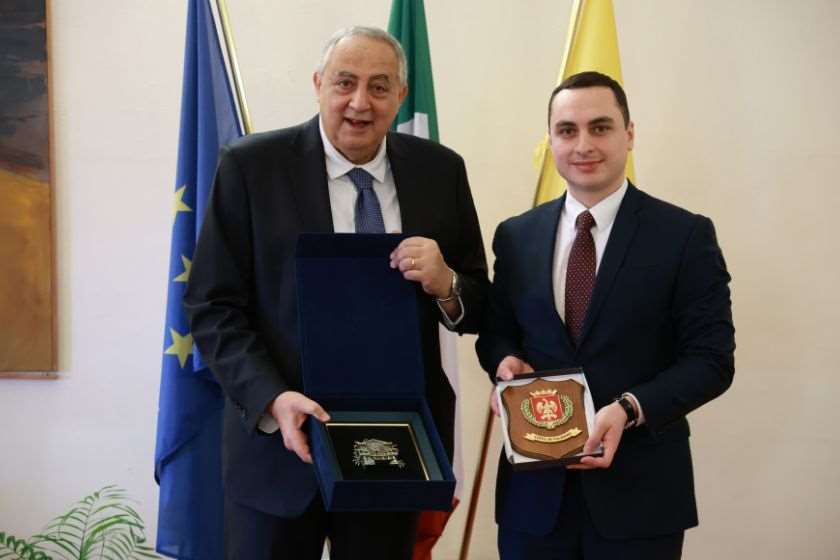 რობერტო ლაგალა გიორგი ჯინჭარაძე