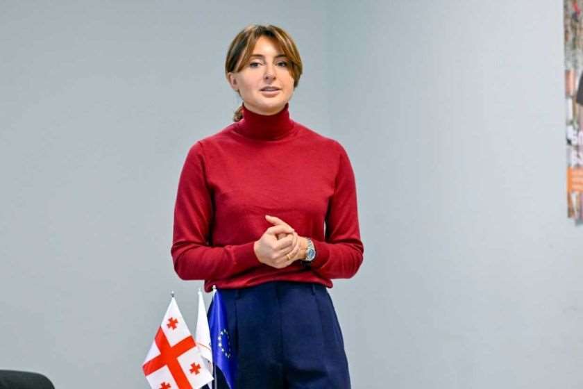 ნინო ლაცაბიძე