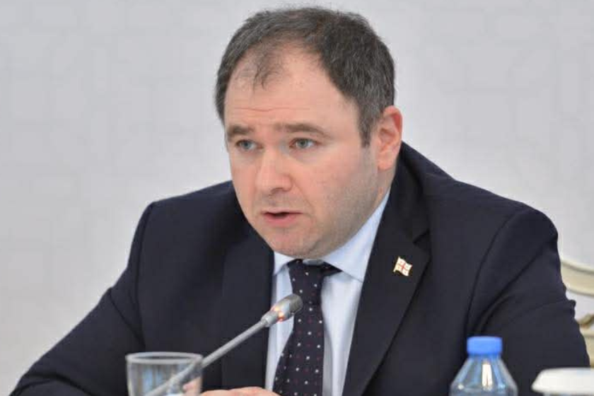 ნიკოლოზ სამხარაძე