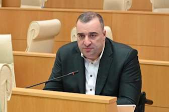 რატი იონათამიშვილი