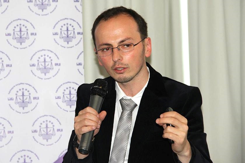 სულხან სალაძე