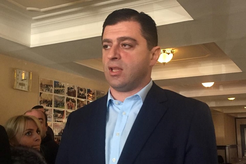 მამუკა ახვლედიანი