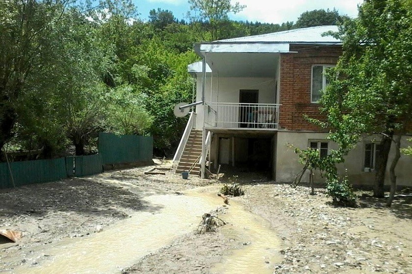 დატბორილი სურამი